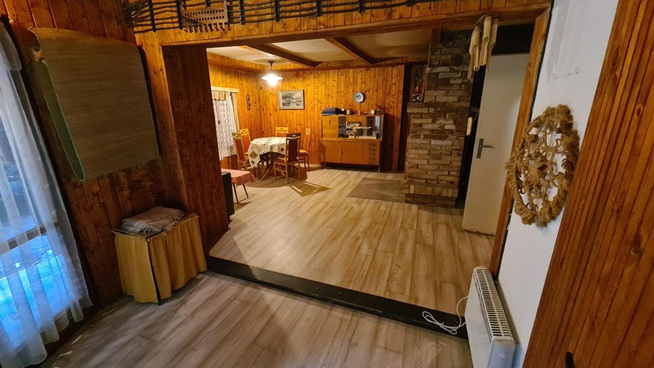 מודרה Slovak Cottage Near Bratislava In The Heart Of The Carpathians מראה חיצוני תמונה